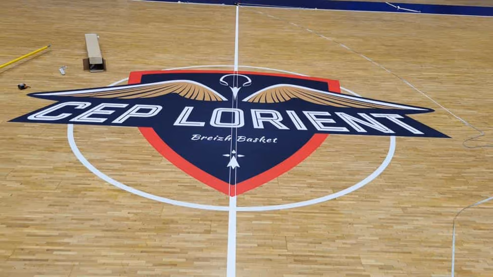 Marquage de sol au centre d un terrain de basket