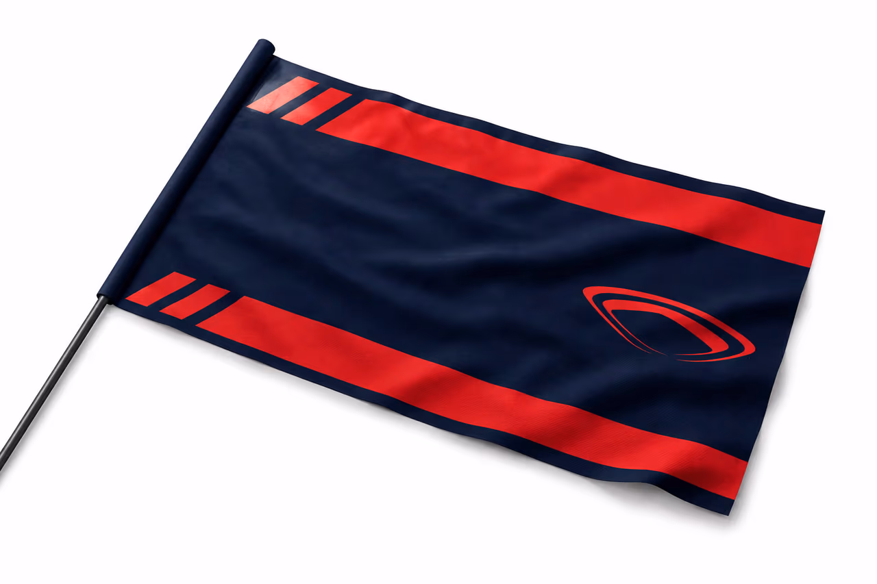 Drapeau publicitaire personnalisé navy et rouge sur mât